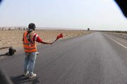 ببینید|اجرای عملیات لکه گیری و روکش آسفالت کمربندی اشتهارد