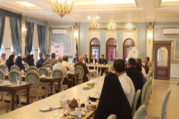 ویدئو| آیین تکریم بازنشستگان راهداری و حمل و نقل جاده ای استان گلستان گلستان-تکریم