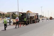 ببینید|عملیات روکش آسفالت حفاظتی در لاین جنوبی آزاد راه تهران کرج محدوده گرمدره در استان البرز