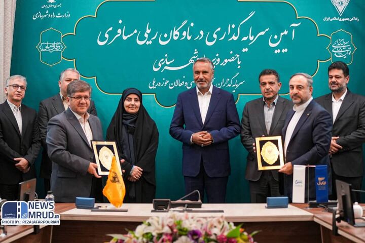 ببینید | آیین سرمایه‌گذاری در ناوگان ریلی مسافری با حضور وزیر راه‌ و شهرسازی