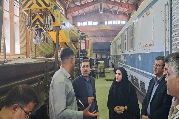 بازدید مسئولان راه و شهرسازی خراسان رضوی از تجهیزات بحرانی راه‌آهن با هدف ارزیابی عملیاتی
