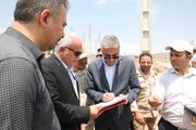 بازدید پیمان آرامون مدیرکل راه وشهرسازی آذربایجان‌غربی از روند اجرای پروژه ۱۰۵۰ واحدی طرح نهضت ملی مسکن در شهرستان خوی