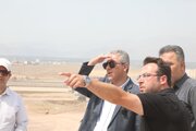 بازدید پیمان آرامون مدیرکل راه وشهرسازی آذربایجان‌غربی از روند آماده‌سازی سایت ۵۰ هکتاری طرح نهضت ملی مسکن در شهرستان خوی
