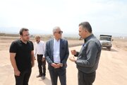 بازدید پیمان آرامون مدیرکل راه وشهرسازی آذربایجان‌غربی از روند آماده‌سازی سایت ۵۰ هکتاری طرح نهضت ملی مسکن در شهرستان خوی