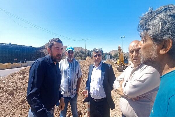 ببینید|بازدید مدیر کل راه و شهرسازی شرق استان سمنان(شاهرود) از ادامه روند پیشرفت تقاطع غیر همسطح مجن
