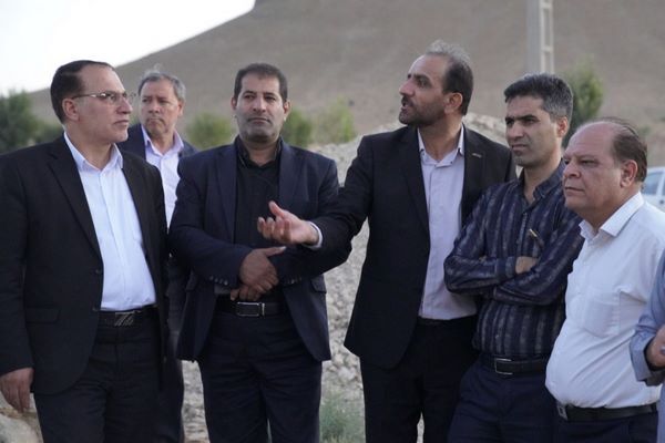 بازدید مدیرکل راه و شهرسازی استان اصفهان از وضعیت پروژه‌های شهرستان چادگان