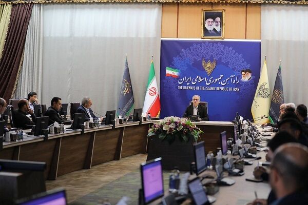 حمایت و تقدیر رئیسجمهور از کارکنان راهآهن گراف