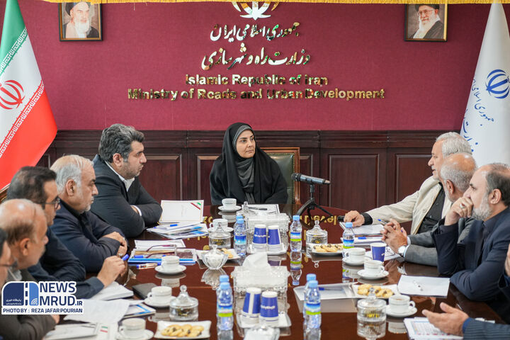 بررسی آخرین وضعیت پروژه راهآهن چابهار-زاهدان/تاکید وزیر راه بر اتمام پروژه تا پایان سال ببینید| جلسه پروژه راه آهن چابهار _ زاهدان با حضور وزیر راه و شهرسازی