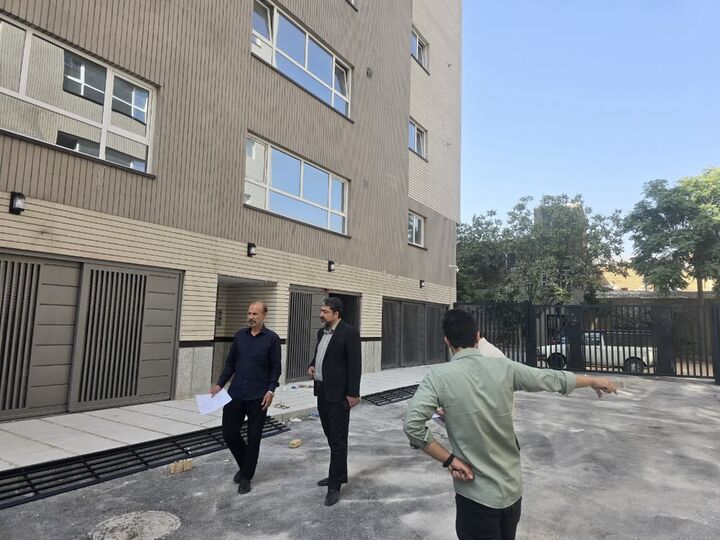 بازدید مدیر کل راه و شهرسازی استان همدان از پروژه بلوار جانبازان/ ۹۶ واحد آماده بهرهبرداری در هفته دولت بازدید  از پروژه جانبازان