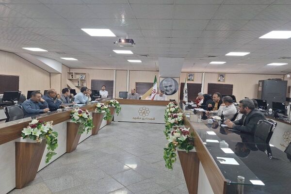 تشکیل کمیته کارشناسی بررسی فضاهای ایمن و پناهگاهی مشهد با حضور دستگاههای اجرایی استان اداره کل راه و شهرسازی استان خراسان رضوی