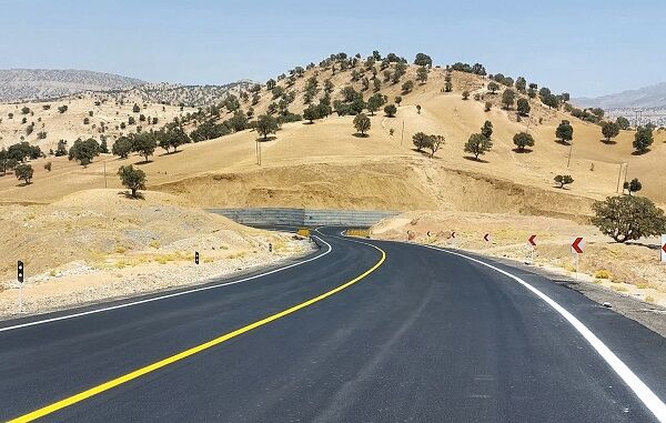 تقاطع غیر همسطح ملکشاهی ایمن سازی و زیر بار ترافیک قرار گرفت photo20079321835.jpg