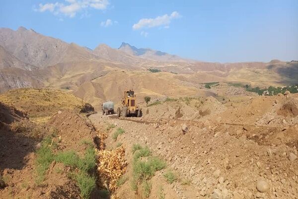 ببینید| تصاویری از مراحل آغازین عملیات احداث،بهسازی و آسفالت محور روستایی خورانک در پایین طالقان