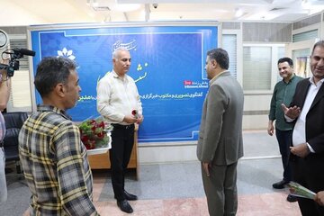 ببینید| تقدیر مدیرکل راه و شهرسازی خوزستان از تلاش‌های خبرنگاران و کارکنان خبرگزاری صدا و سیمای استان