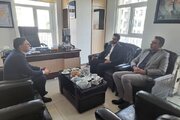 نشست سرپرست اداره کل راه و شهرسازی چهارمحال و بختیاری با معاون ساخت و توسعه راه‌آهن کشور  درباره پروژه راه‌آهن شهرکرد–مبارکه–سفیددشت
