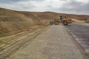اجرای عملیات راهداری محوری و امداد رسانی راهداران سقز به زائران اربعین در محورهای شهرستان