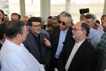 بازدید استاندار آذربایجان‌غربی به همراه مدیرکل و رییس شورای هماهنگی راه و شهرسازی استان از پروژه بیمارستان ۳۵۰ تختخوابی میاندوآب