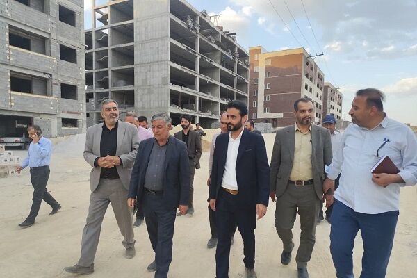 ببینید|بازدید نماینده  شهرستان بروجن در مجلس از پروژه های مسکن ملی بروجن