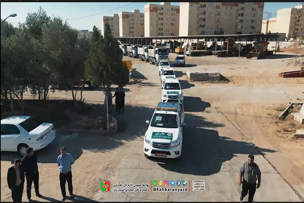 آیین بدرقه اکیپ پشتیبانی اداره کل راهداری و حمل و نقل جاده ای استان یزد به مرزهای مهران و چذابه اعزام ماشین آلات