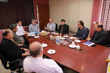 مشاور رییس جمهور دردیدار با گلپایگانی