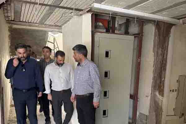 پیشرفت ۵۰ درصدی نصب آسانسورهای مسکنهای مهر جیرفت جنوب کرمان آسانسور