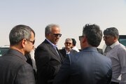 ببینید| بازدید استاندار سیستان و بلوچستان از عملیات ساخت ۳۰ کیلومتر بزرگراه در مسیر زاهدان - بیرجند