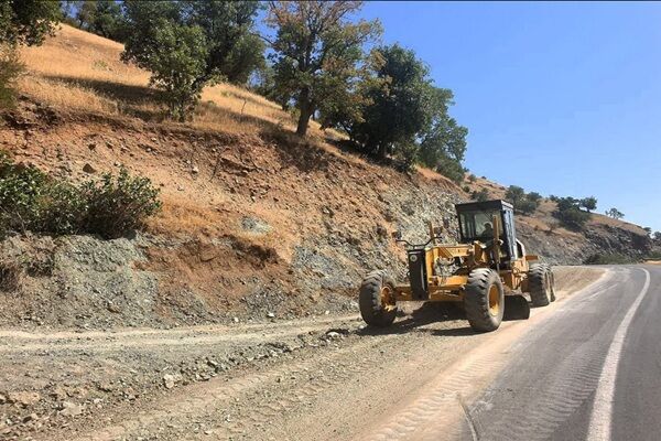 ببینید| اقدامات شهرستان نقده در محور روستایی سردشت - شلماش در آذربایجان غربی