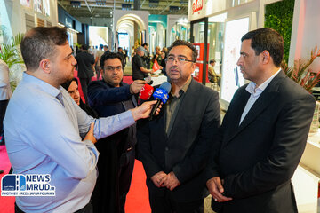 طاهرخانی در جمع