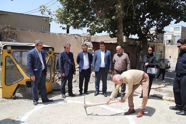 ببینید | آغاز تحول در بافت فرسوده کرج با کلنگ‌زنی اولین بلوک تجمیعی کشور در خلج‌آباد