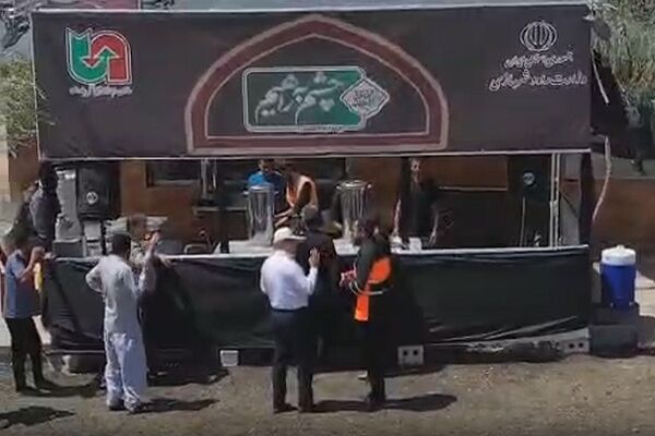 ویدیو| برپایی ۴ موکب پویش چشم به راهیم در استان اصفهان جهت پذیرایی از زائرین اربعین