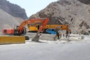ببینید|️ادامه عملیات احداث پل تکاوران در محور کرج کندوان