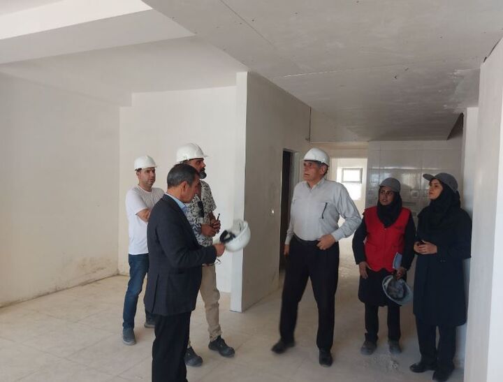 مدیرکل راه و شهرسازی سیستان و بلوچستان از پروژه‌های نهضت ملی مسکن در زاهدان بازدید کرد