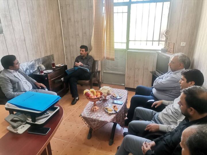 بررسی مشکلات واگذاری اراضی دولتی شهرداری کوهبنان با حضور مسئولین کشوری و استانی