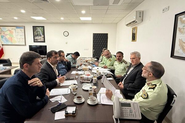 بررسی راهکارهای تسریع در تأمین زمین و ساخت فضاهای انتظامی در استان گلستان