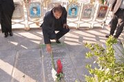 ببینید | تجدید میثاق مدیرکل و کارکنان راه و شهرسازی استان اصفهان با آرمان‌های شهدا به مناسبت هفته دولت