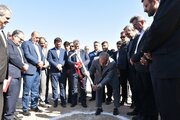 کلنگ زنی احداث 5 باب مدرسه در اراضی نهضت ملی مسکن شهر سمنان با حضور وزیر آموزش و پرورش