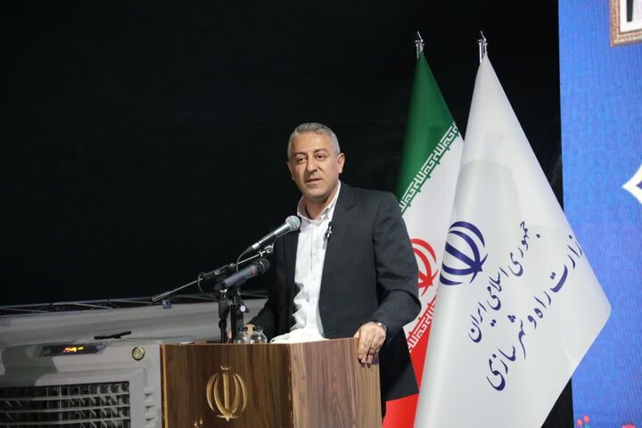 اجرای طرحهای راهسازی در بیش از ۶۰ درصد از محورهای مواصلاتی آذربایجانغربی آرامون