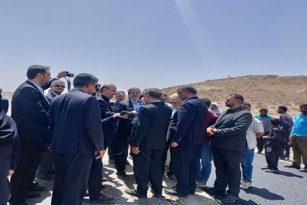 بازدید خبرنگاران از پروژه‌های راه و مسکن شمال سیستان و بلوچستان همزمان با هفته دولت