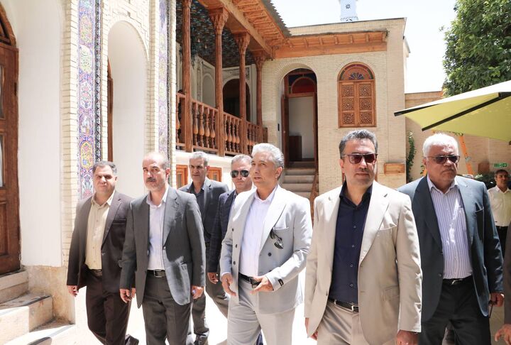 بازدید از بافت تاریخی