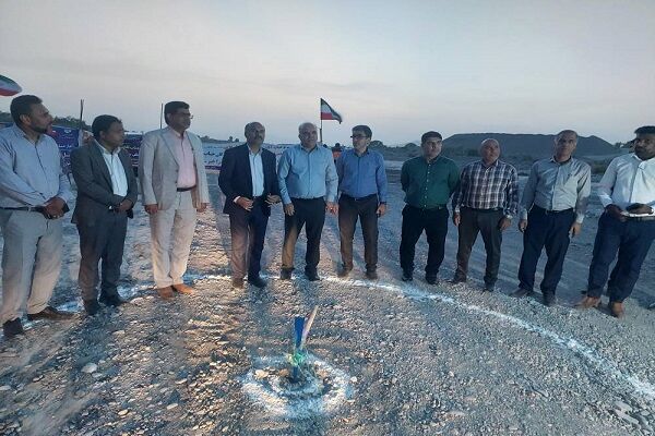 آغاز عملیات اجرایی پل ناصرآباد بخش جغین شهرستان رودان همزمان با هفته دولت