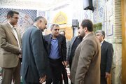 ببینید | همزمان با فرارسیدن هفته دولت؛ مراسم غبارروبی و عطر افشانی امام زاده طاهر (ع) و مزار شهدا با حضور مدیرکل راهداری و حمل و نقل جاده‌ای استان البرز