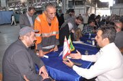 ببینید | برگزاری میز خدمت اداره کل راه وشهرسازی استان اصفهان در مصلی نماز جمعه