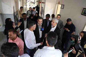 بازدید نماینده جیرفت و عنبرآباد از اداره کل راه و شهرسازی جنوب کرمان