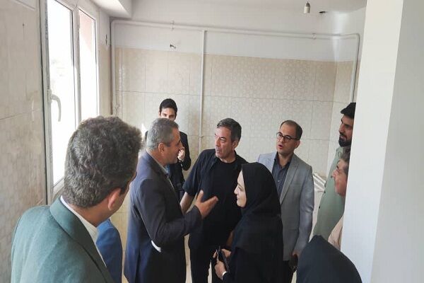 ببینید|بازدید رییس مرکز تحقیقات راه، مسکن و شهرسازی از پروژه ۱۰۰۰ واحدی مسکن مهر سبحان قرچک