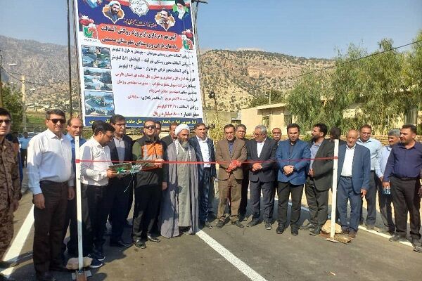 بهره‌برداری از پروژه‌های زیرساختی جاده‌ای در شهرستان نورآباد
