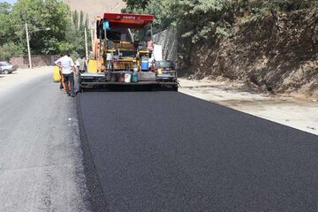 ببینید | گزارش تصویری از عملیات روکش آسفالت محور کرج کندوان حوزه استان البرز