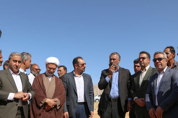 ببینید|آغاز عملیات اجرایی محور جهرم – قیر به طول ۷.۵ کیلومتر با اعتبار ۲۲۵۰ میلیارد ریال