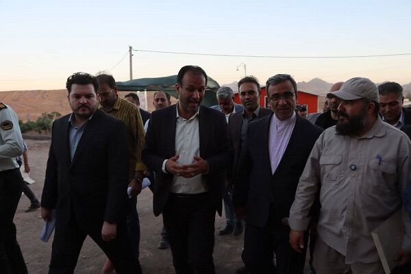 بازدید استاندار خراسان رضوی از پروژه احداث مجتمع اداری شهرستان کوه سرخ