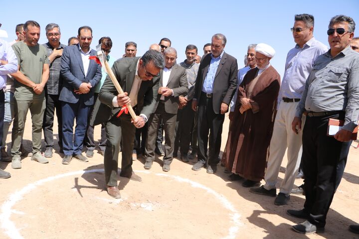 آغاز عملیات اجرایی پروژههای راهسازی در جنوب استان فارس با اعتباری بالغ بر ۴۸۷۰ میلیارد ریال آغاز عملیات اجرایی پروژههای راهسازی در جنوب استان فارس با اعتباری بالغ بر ۴۸۷۰ میلیارد ریال
