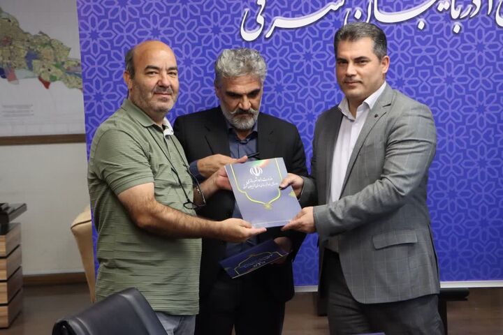 قدردانی از موجرین با انصاف از سوی اداره کل  راه و شهرسازی آذربایجان شرقی نجفیان