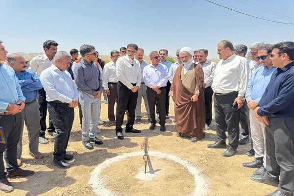 تعریض و بهسازی محور «تنگ ارم- دهرود» شهرستان دشتستان «استان بوشهر» آغاز شد